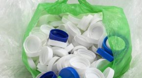 ENVIRONNEMENT : BOUCHONS SOLIDAIRES MIEUX RECYCLES